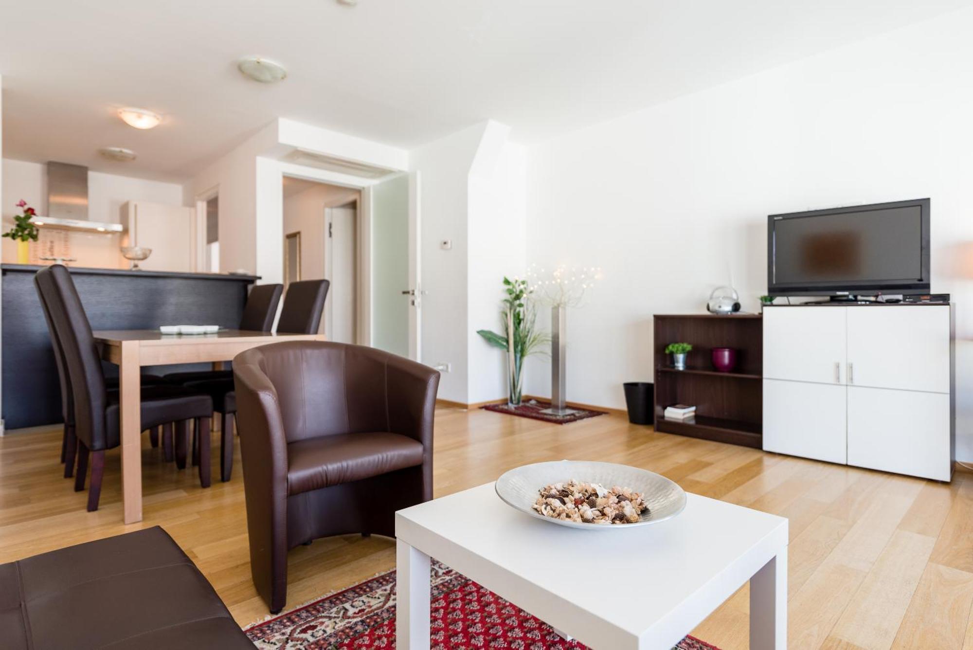 Apartments Next To Vienna Stateopera With Aircondition Δωμάτιο φωτογραφία